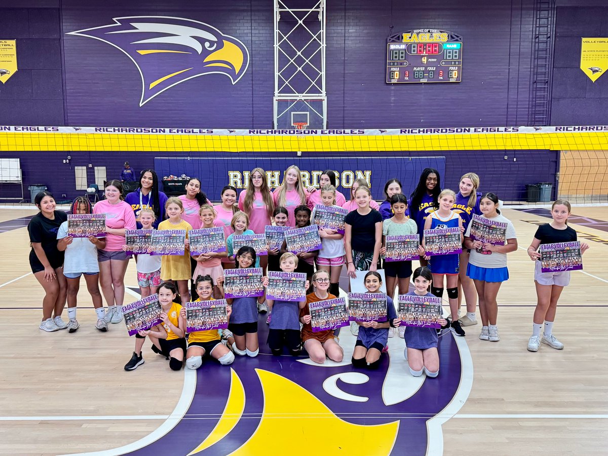 RHSVB_EAGLES's tweet photo. Last night we won on the court π
Today we filled our tanks by giving back π
Loved spending the morning with our Future Eagles! π¦
π
#RHSVB | #Team52
#MakeItCount | #ESTSππ https://t.co/wSySZfbZfc