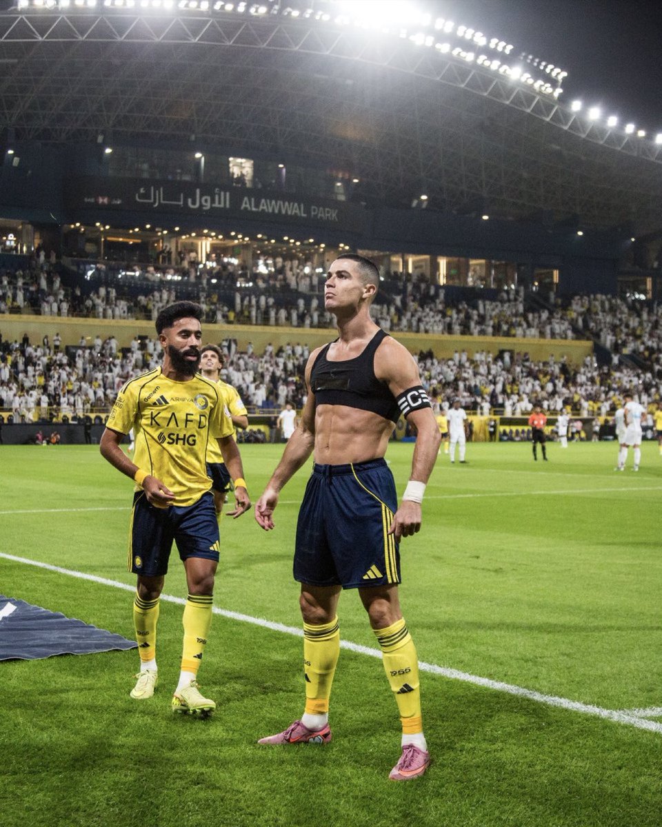 يخرب بيت ام ام الصورة😨😨😨😨😨😨😨😨😨😨💛💛💛💛