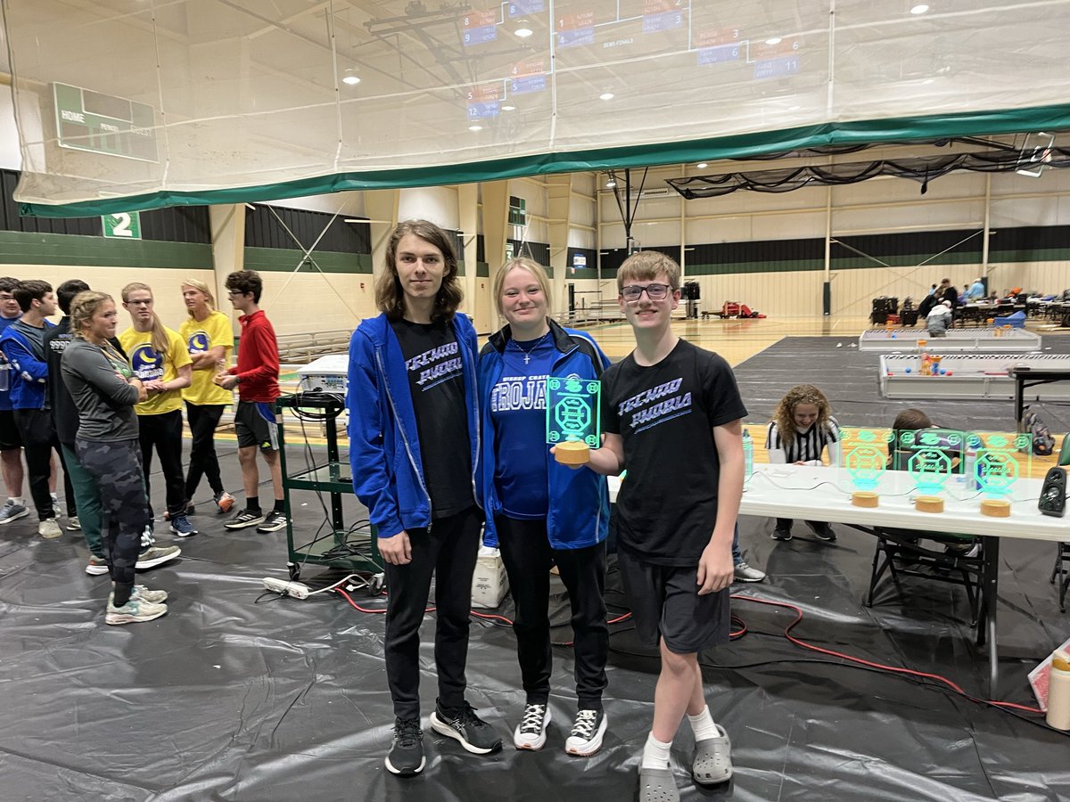 Robotics team in action at Triton Central! 5690W took home the Innovate Award! Congrats to Eli, Emilie, and Sam.