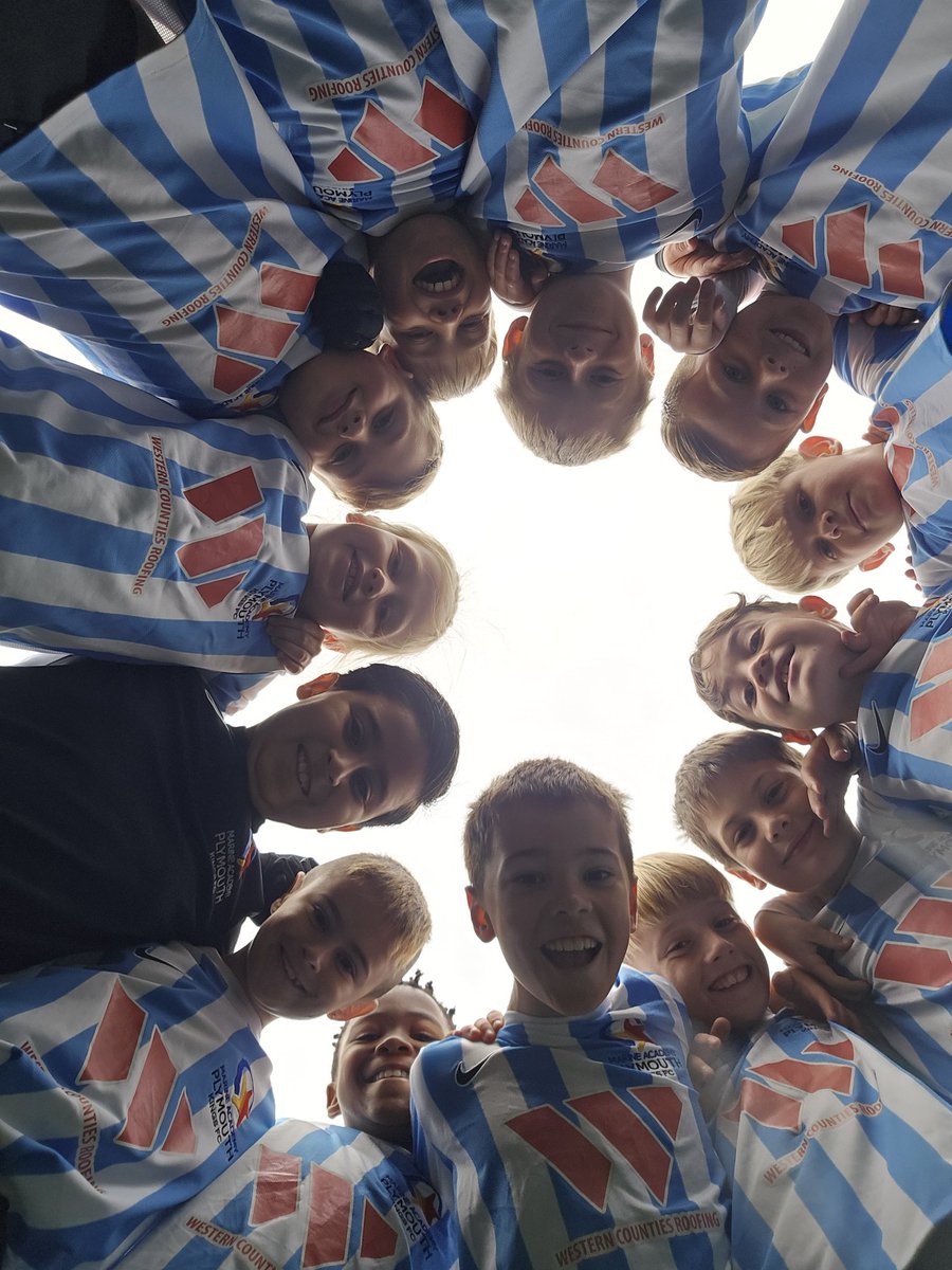 MapKings7s's tweet image. GLAD TO BE BACK at our home ground today in their league against a great Southgate U10 side, their toughest opposition to date, and what a game for both supporters to watch! And what a performance! Well done lads.
Onwards &amp;amp; Upwards.
🤍🩵BLUEARMY🩵🤍
@mapfootball
@WCR_Ltd