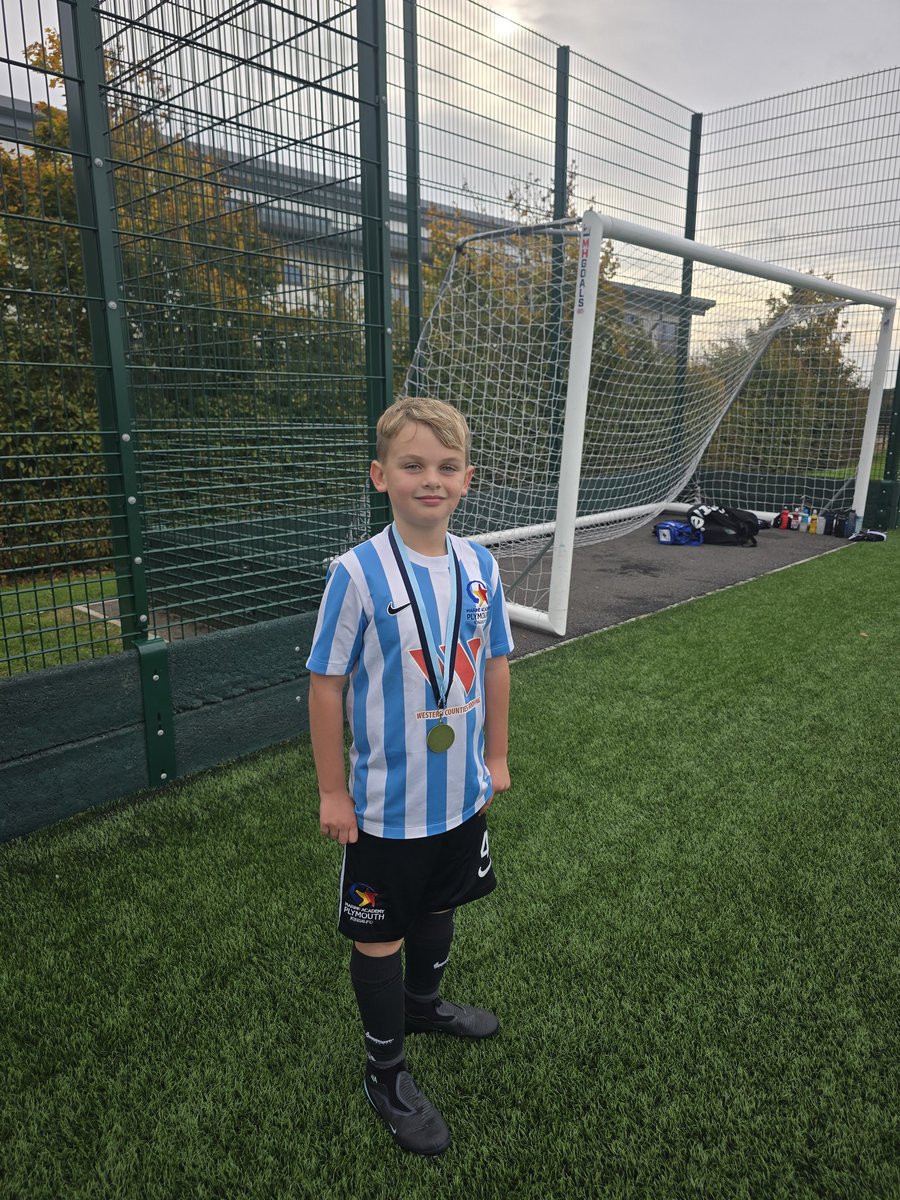 MapKings7s's tweet image. GLAD TO BE BACK at our home ground today in their league against a great Southgate U10 side, their toughest opposition to date, and what a game for both supporters to watch! And what a performance! Well done lads.
Onwards &amp;amp; Upwards.
🤍🩵BLUEARMY🩵🤍
@mapfootball
@WCR_Ltd