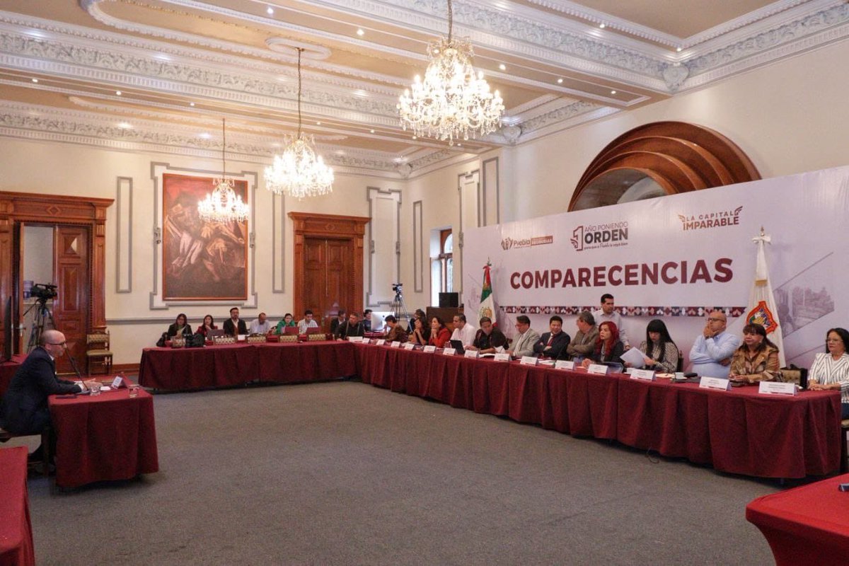 El trabajo del Gobierno de la Ciudad en su primer año derivó en finanzas sanas y cero deudas, destacó el Tesorero Municipal, Héctor González Cobián al comparecer ante el cuerpo edilicio.

📈 Agregó que 2024 cerró en equilibrio, pese al déficit recibido.

pueblacapital.gob.mx/noticias/capit…