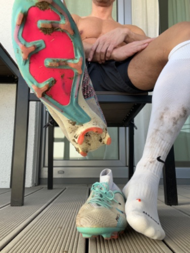 I just received Football Package DAZN from Anonymous via Throne. Thank you! throne.com/mastermarc9 #Wishlist #Throne