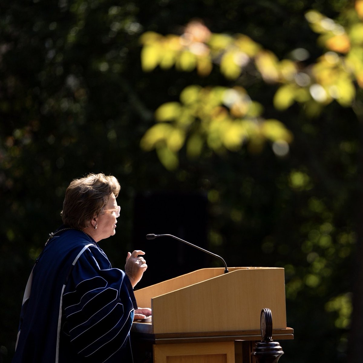 Hood College tweet media