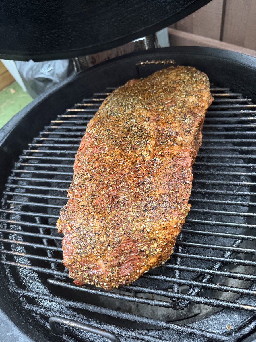Let let the 💨 begin #bbq #brisket