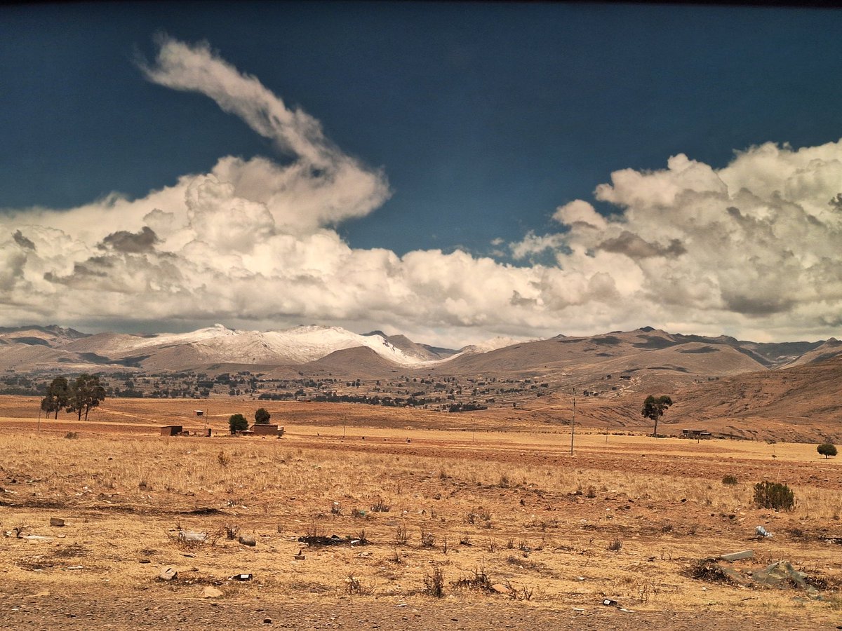 vagabondway's tweet image. Views from the window of the bus in Bolivia.

#Bolivia #southamerica #viewfromthewindow #travel