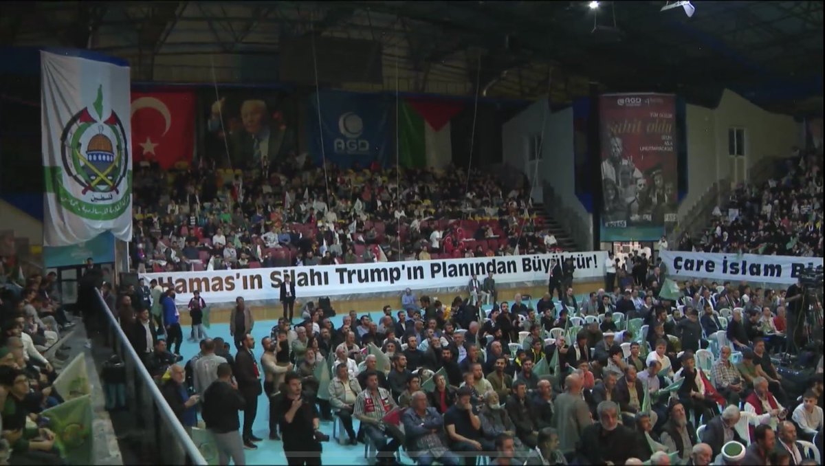 muslimportcom's tweet image. “Hamas’ın Silahı Trump’ın Planından Büyüktür!”

📍AGD tarafından İstanbul’da düzenlenen ‘Filistin Halkına ve Direnişine Destek Gecesi’ne Hamas yöneticilerinden Muhammed Mişeyniş de katıldı.