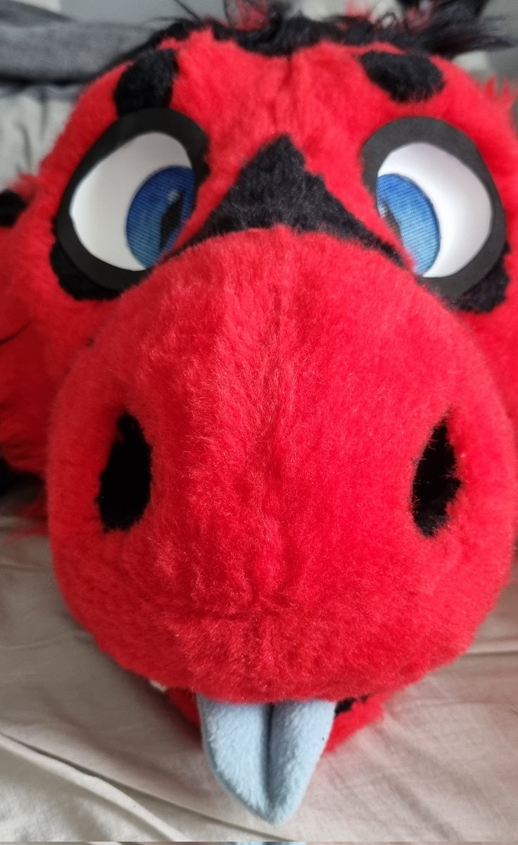 Who's ready for <a href="/JunoRaptor/">HI WHATS YOUR NAME?!?!</a>? 🦖