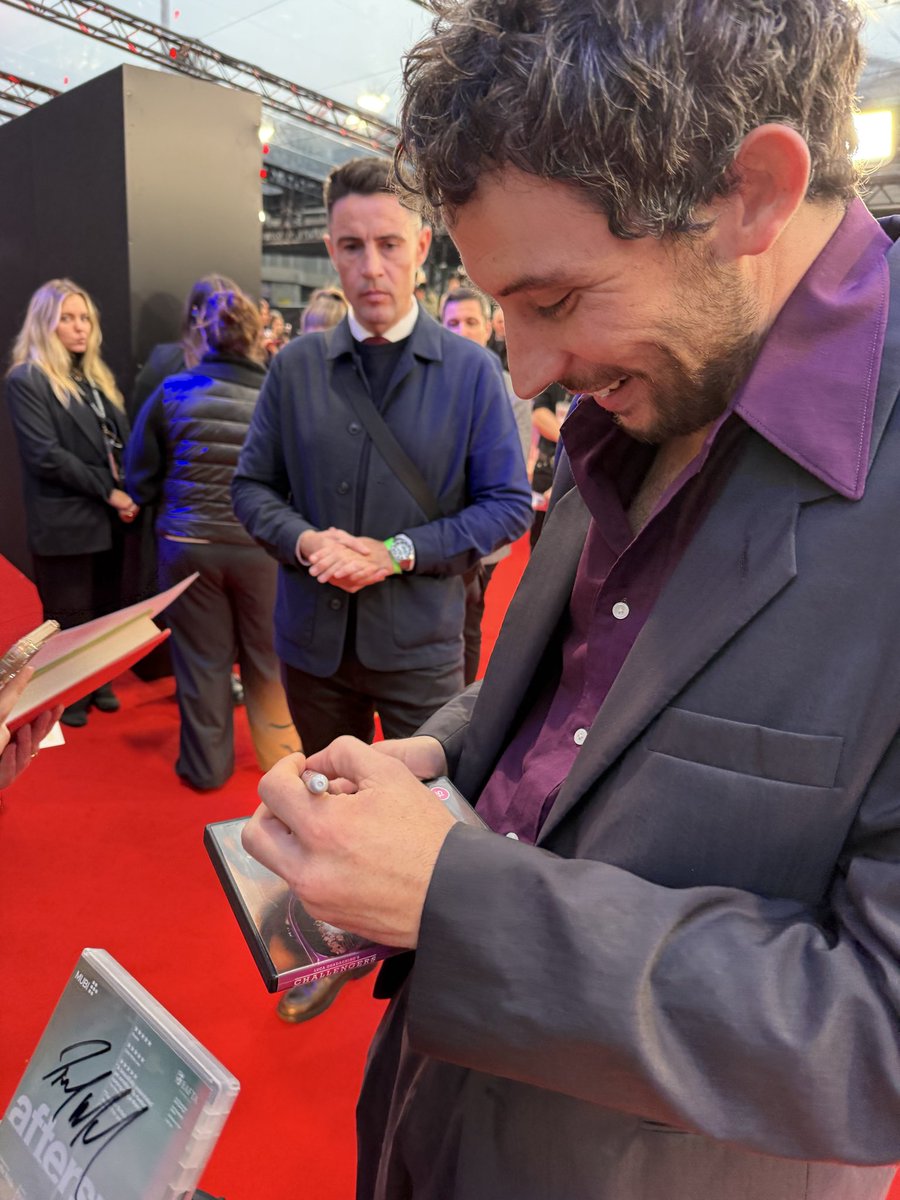 i just love josh o’connor