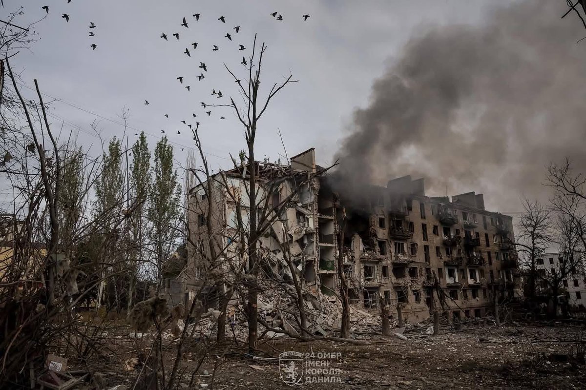 “Go home to your families in peace,” says Trump.

This is Kostiantynivka — used to be someone’s home.
This is Russia’s kind of peace.

📷 Oleg Petrasiuk