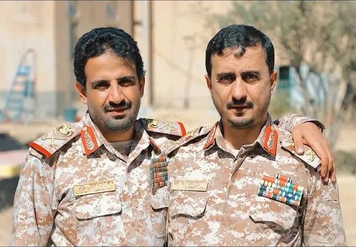 هكذا نحنُ امةٌ تتفانى
وتلبي نداءَ (مَن أنصاري)!!

تبذل التضحياتِ للهِ حباً
وإليها تسعىٰ بكل إفتخارِ..

يرتقي قائدٌ عظيمٌ ويأتي 
قائدٌ والمسارُ نفسُ المسارِ ..

#ضيف_الله_سلمان