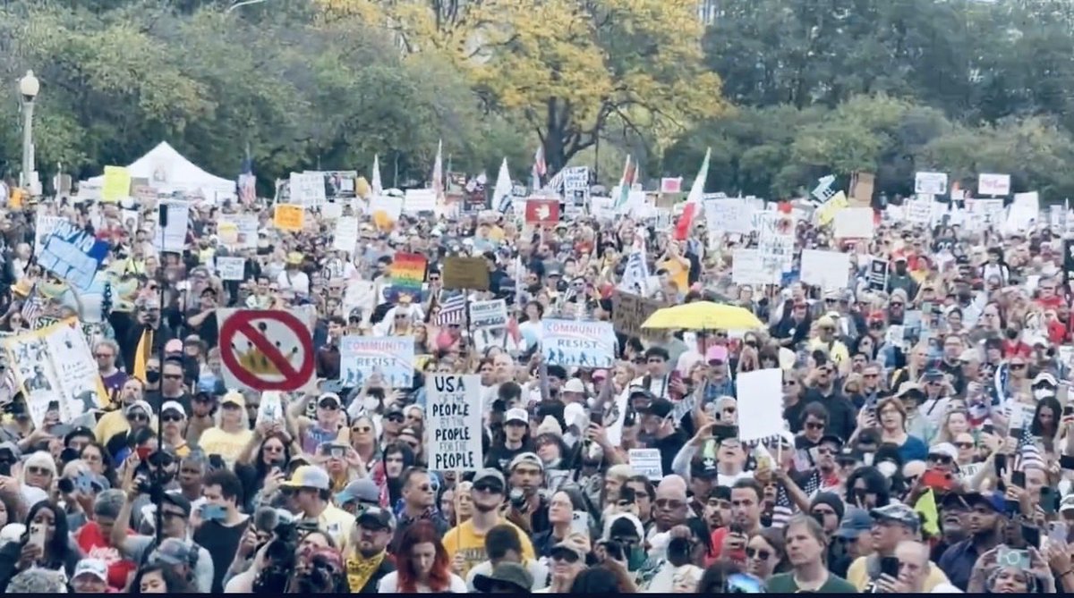 RichardERoeper's tweet image. Chicago Strong.