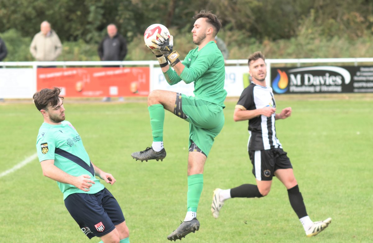 Beverley Hemmings tweet media