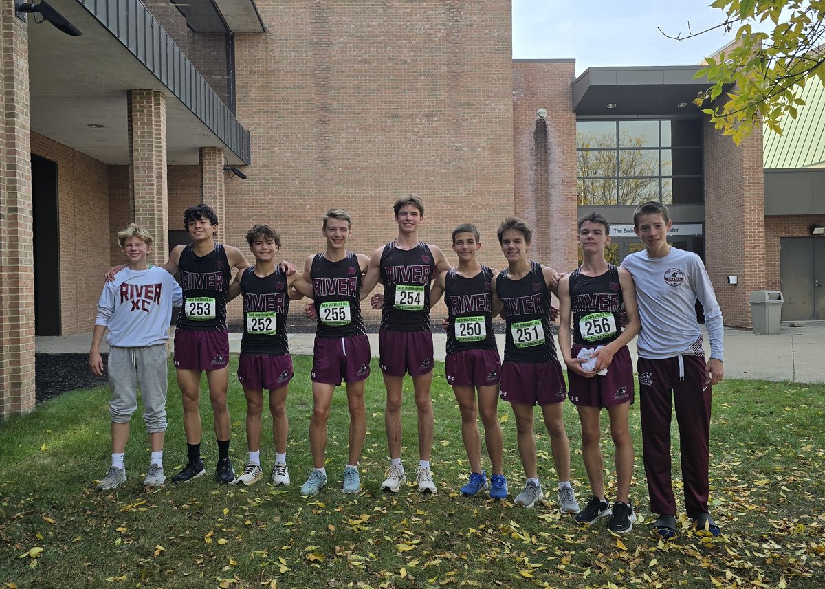 We advanced to Regionals! Fantastic racing today by all!! GO PIRATES!!!