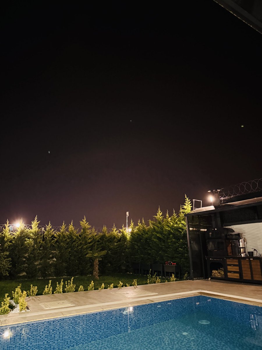 smsk1661's tweet image. #overthink saati 🤔😅
#huzur 
#iyigeceler