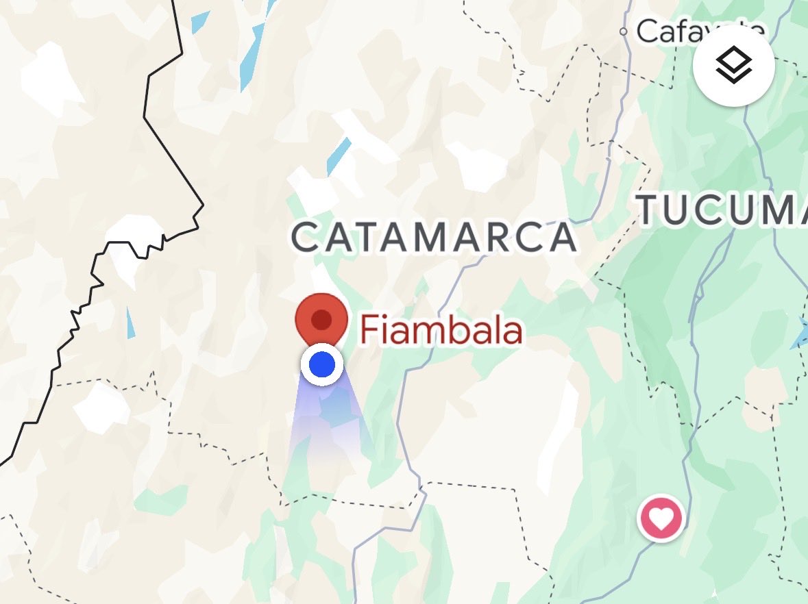 FrancoNeronDre's tweet image. Estoy dando clases en Fiambala, norte del norte. Más de 200 alumnos, le calculo entre un 20/30 % de los cuales tienen compu de conectar igualdad y Juana Manso. A veces ni toman conciencia de lo que rompieron. Lo vamos a arreglar.
