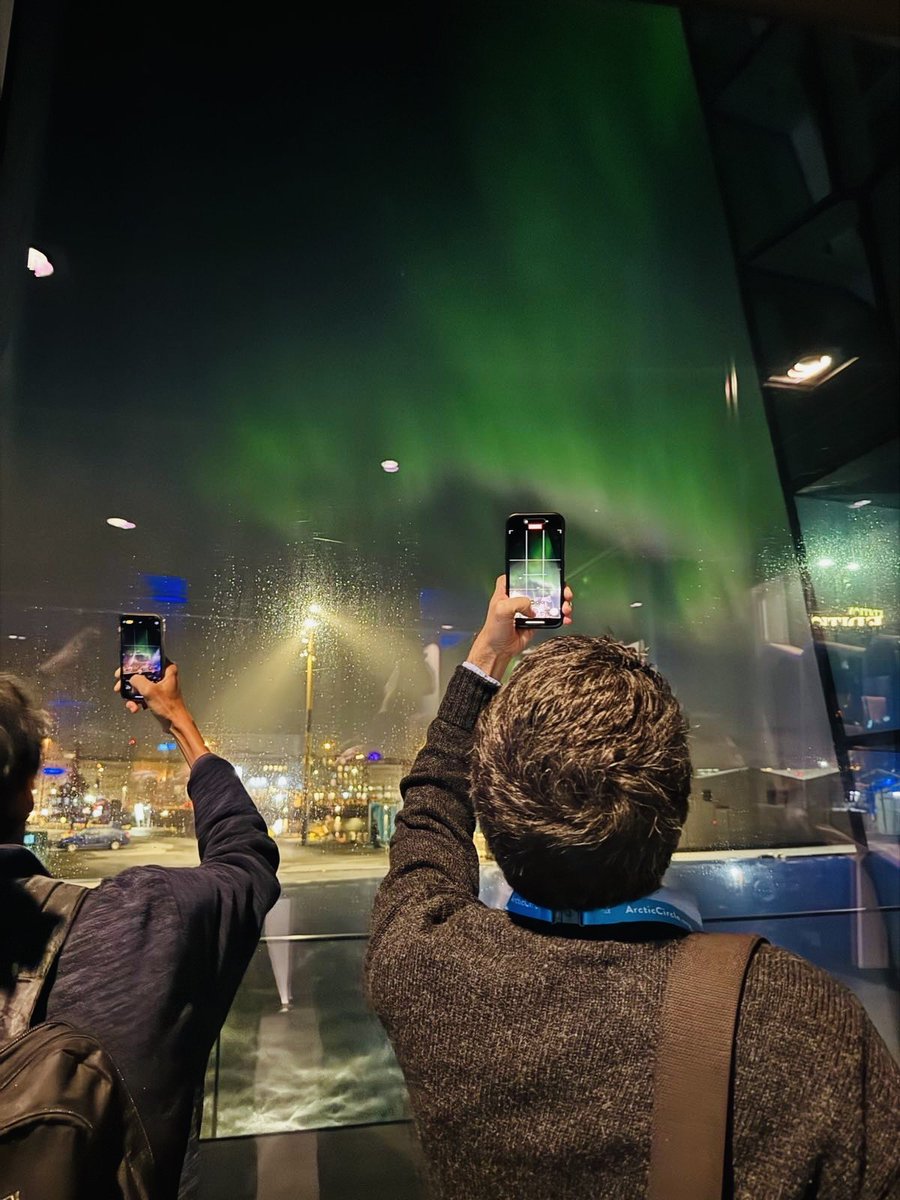 We wrap up #ArcticCircle2025 celebrating Canadian leadership and ideas shaping the Arctic’s future. Thank you to all who joined us in Reykjavík—and what a finale: stunning northern lights over Harpa! #CanadaInTheArctic #ArcticStrategy