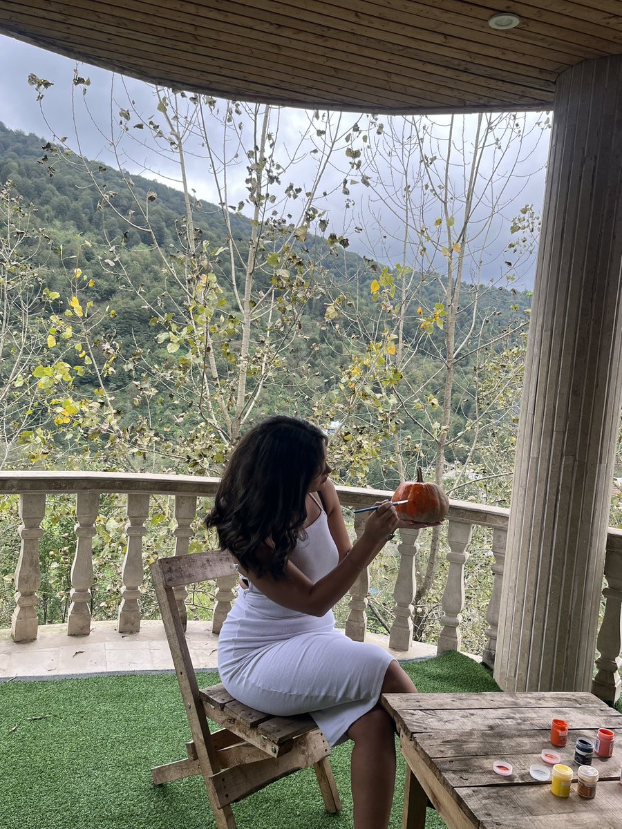 خانومی بعد مدتها عکس خوجل گرفتههه👀🧚🏽‍♀️