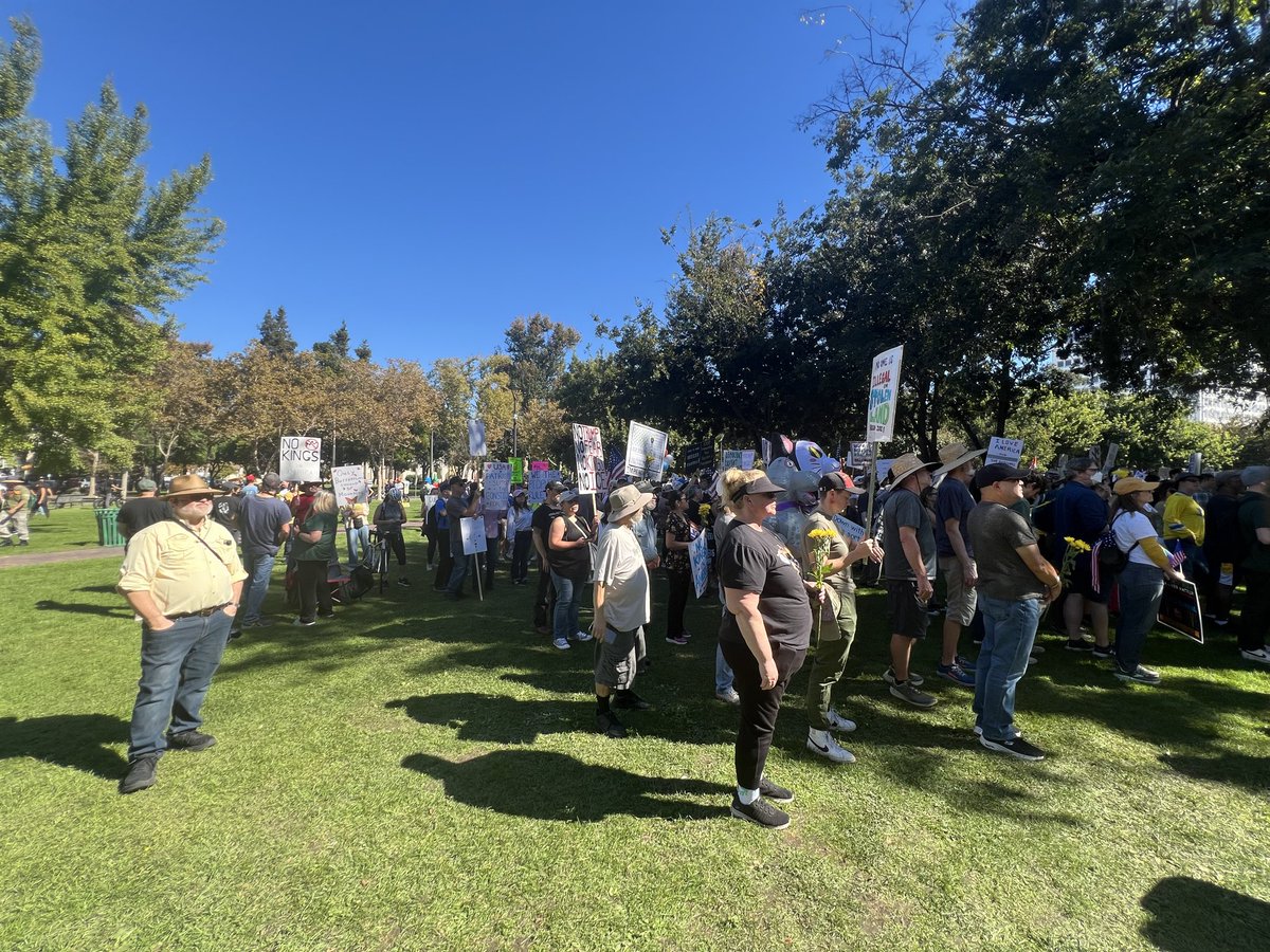 Woke Won! 🇺🇸 💙💙 - NO DMs please tweet media