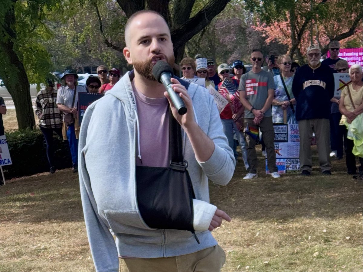 JeremyAllenMoss's tweet image. I’m so energized after speaking at No Kings rallies today in Farmington Hills and Oak Park, pushing back against the extremism in DC.

People are fed up. This protest movement is growing. We are taking this fight for our democracy to the streets, in court, and at the ballot box.