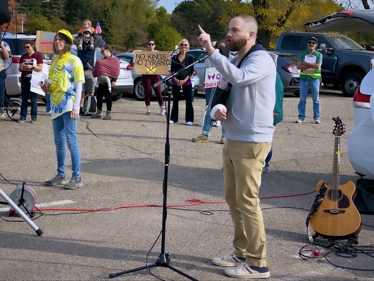 JeremyAllenMoss's tweet image. I’m so energized after speaking at No Kings rallies today in Farmington Hills and Oak Park, pushing back against the extremism in DC.

People are fed up. This protest movement is growing. We are taking this fight for our democracy to the streets, in court, and at the ballot box.
