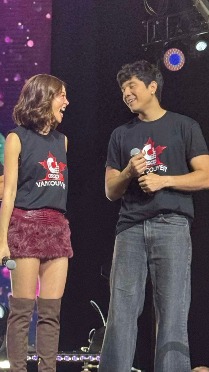 claa1ree's tweet photo. hooyyy may sariling mundo talaga sila lage😭

KIMPAU SaASAP VANCOUVER

#KimChiu #PauloAvelino #KimPau https://t.co/OrlfHxz2Gd