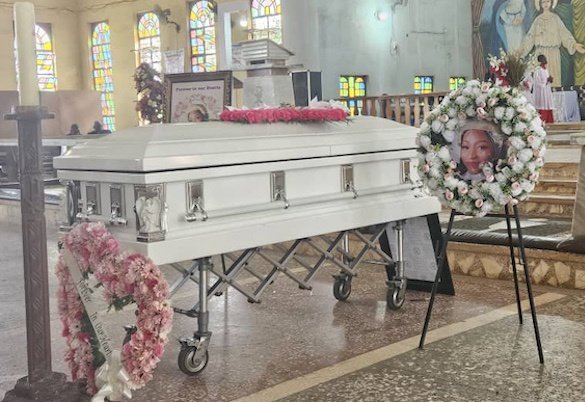 Born in London, Somtochukwu Maduagwu of Arise News was today laid to rest in Agulu, Anambra 🕊️