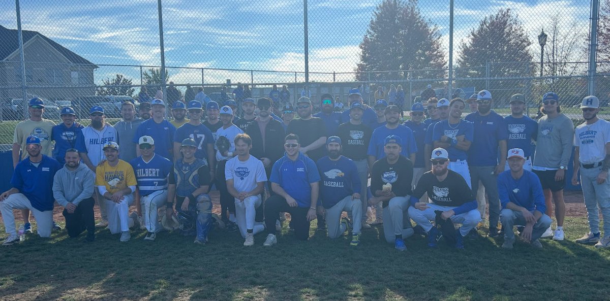 Thank you to everyone who came out in support of our program this afternoon. We’re proud to have dozens of alums who are invested in our program.

We look forward to hosting again next fall!

#BleedBlue | #FlyHawksFly