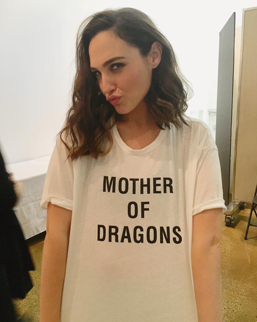 gadotfilms's tweet image. a true daenerys targaryen fan