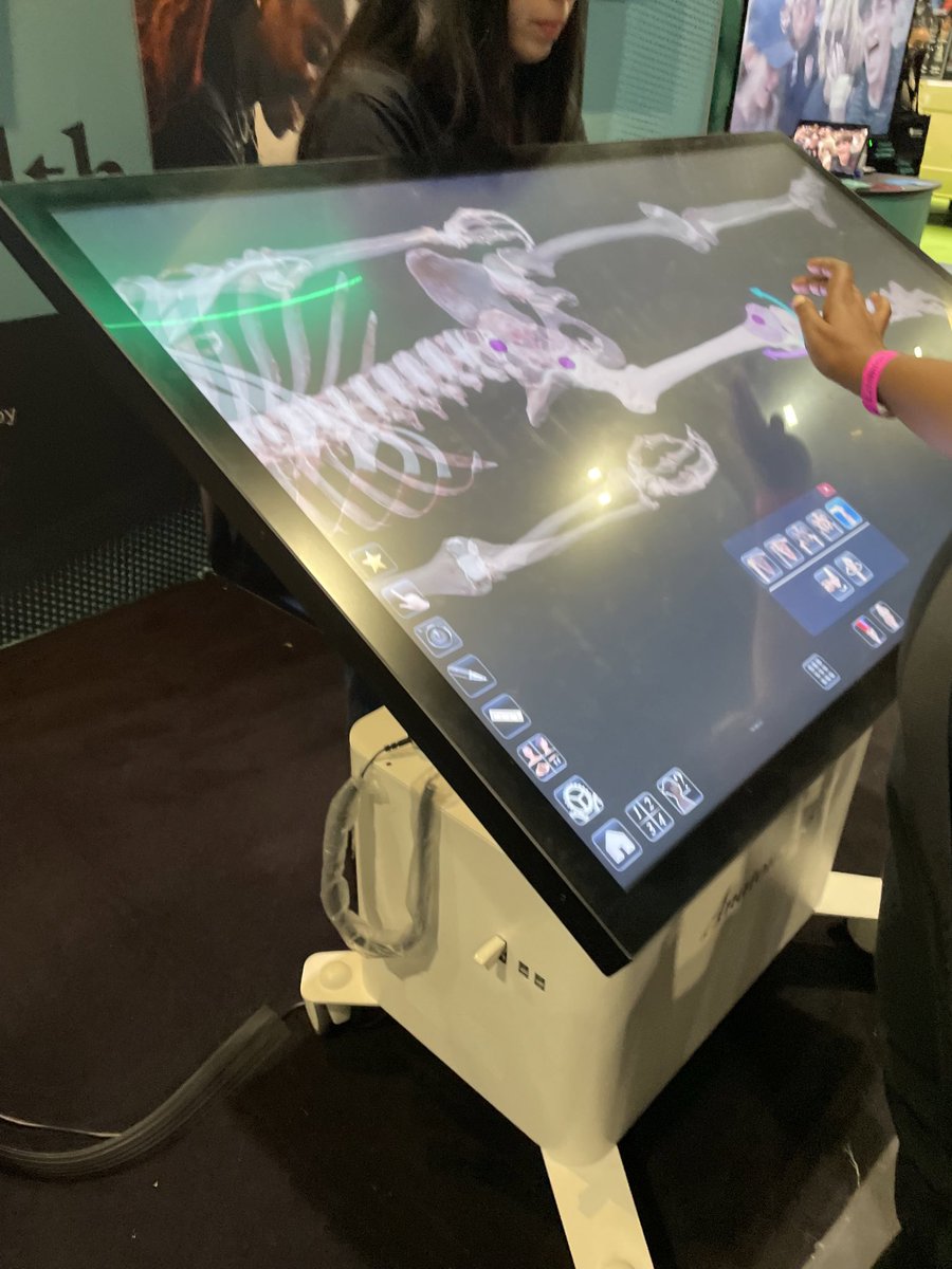 James Oxley tweet media