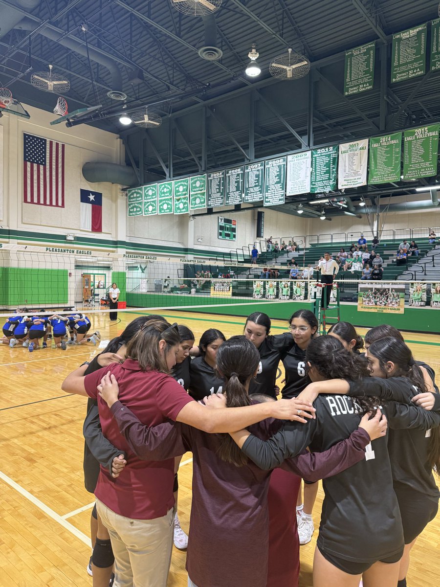 Championship game for our 8th Grade McAuliffe Rockets! 🚀 Let’s go ladies!! 💪🏼