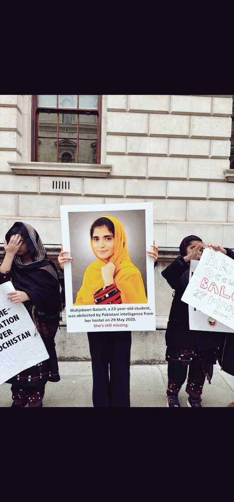 Mir__Shah's tweet image. Mothers still hold photos. Families still wait by empty doors. In Balochistan, enforced disappearances have stolen not just people — but generations of peace. #SaveBalochPeople #MissingPersons
#EndEnforcedDisappearances
#FreeBalochistan