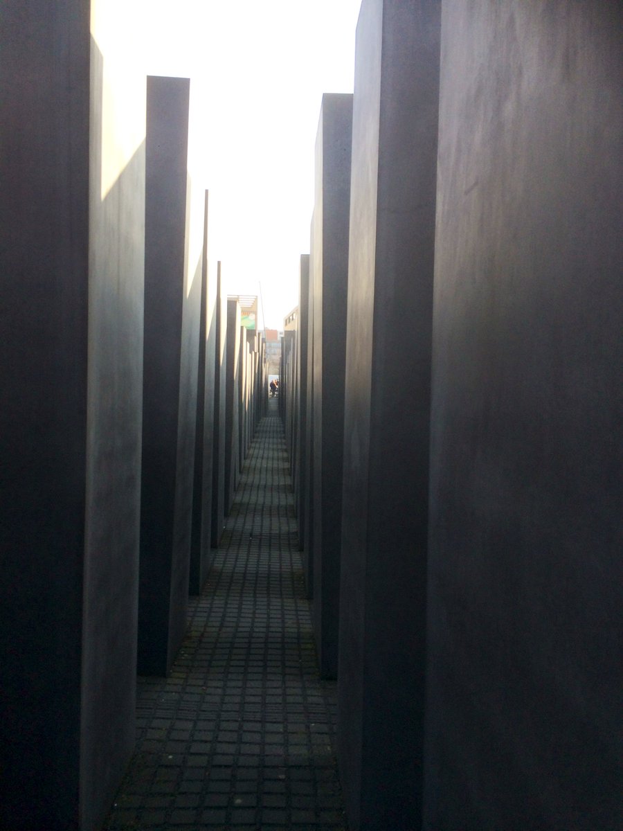 #Stadtbild 
#niewiederistjetzt 
#NieWiederFaschismus
#cducsuschadetdeutschland 
#HolocaustDenkmal
#FckAfd 
#MAGA