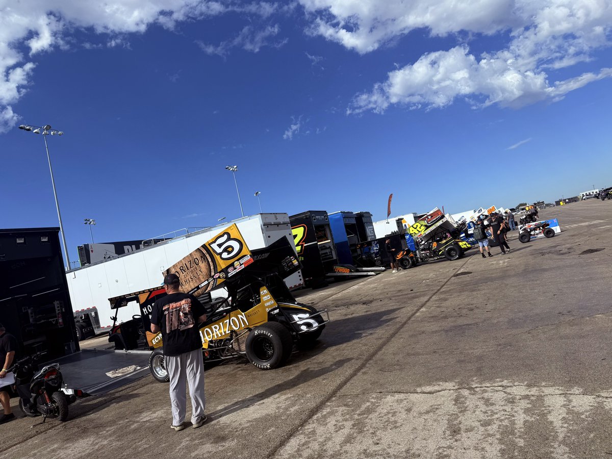 The sun is shining and it’s turned into a beautiful day in Fort Worth! ☀️

⏰ Hot Laps at 6:15pm CT (Racing at 7:30pm)
🎟️ Buy Tickets at bit.ly/3GGUlgs