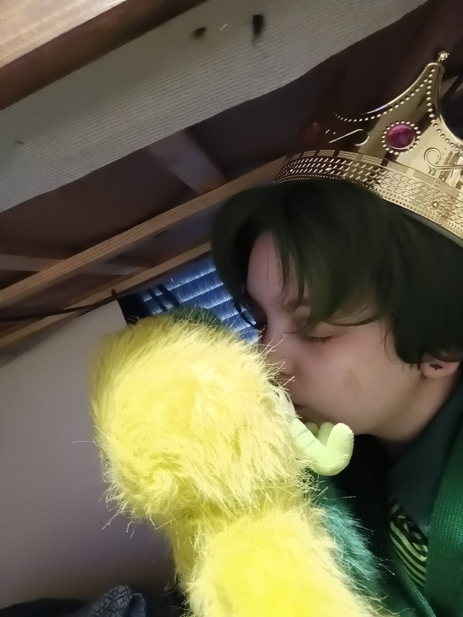 cannicrucifixus's tweet image. GUESSSS WHATSSS BAAAACKKKKKK
#sktwt #teamstarkid #npmd #wiggly #wiggogyrath #wiggogywrath #yumetwt