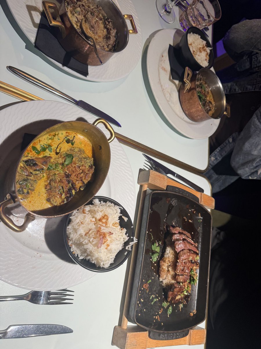 DOUdou1fr's tweet photo. #留学 #rencontrer 

Je veux bien manger un mec chaud https://t.co/lc8dBsH18I