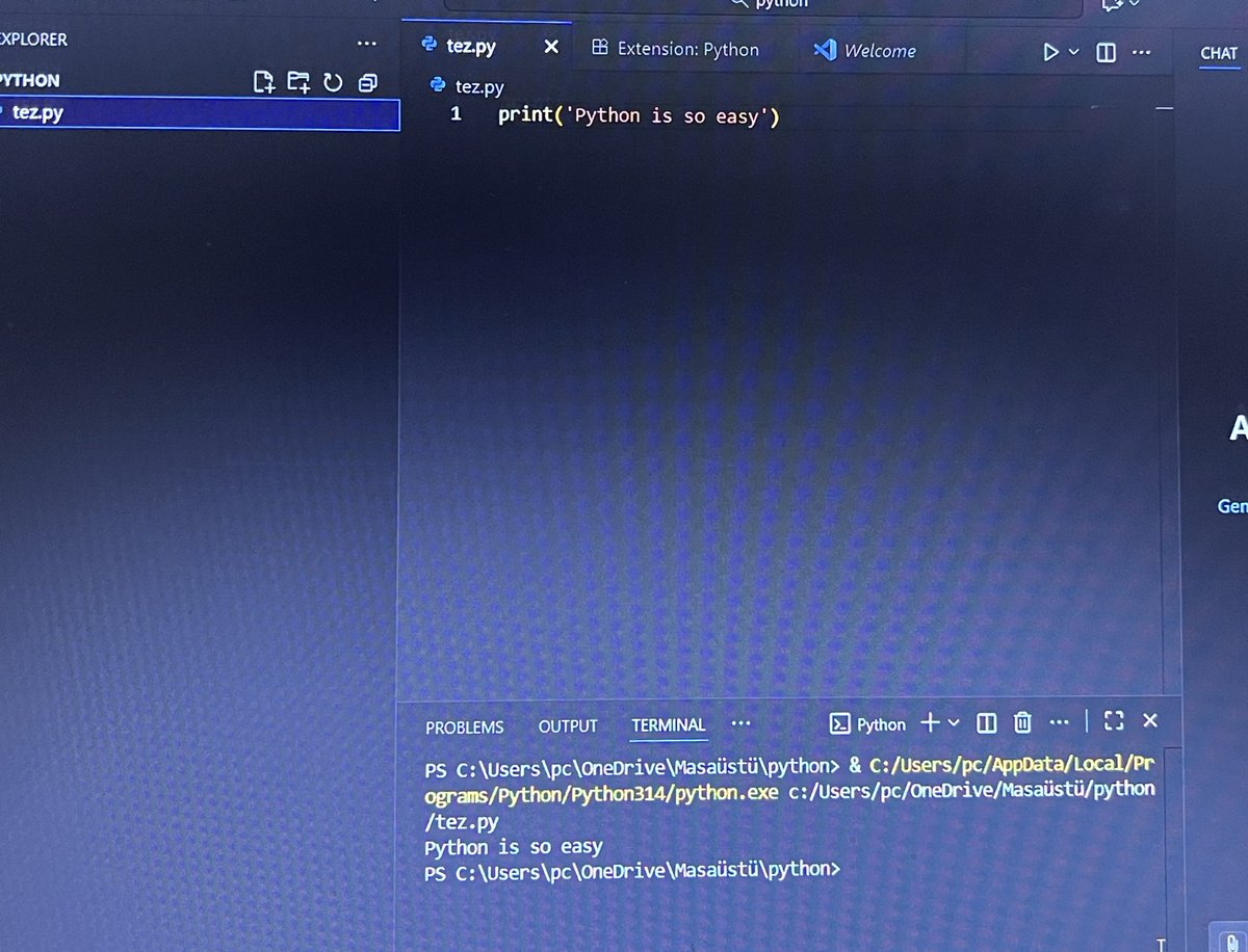 queenbtpositive's tweet image. İlk kodumu yazdım djdjsks neyim ben yazılımcı mı ????