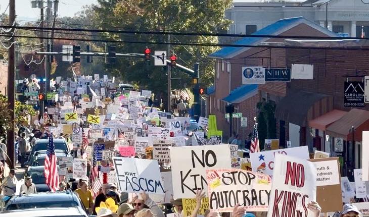 myhcdp's tweet photo. WOW! Many thanks to Indivisible Hendersonville &amp; everyone who came out to say we will have NO KINGS in the USA. Key Takeaways--everyone needs to contact their reps by email, encourage a good person to run for office &amp; take a public stand!!!  Yes, yes, and YES. #NOKINGS #NOKINGS2 https://t.co/RFcbrbfDU2