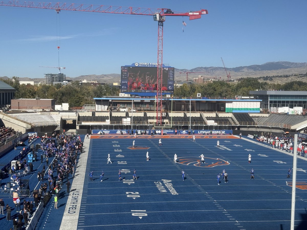 _nickpro's tweet image. What’s better than this? Guys being dudes. Boise market update? The cranes speak for themselves!