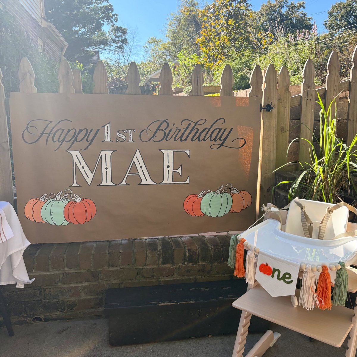 RaisingCustoms's tweet image. Dabbled in a little banner making a couple weeks ago.