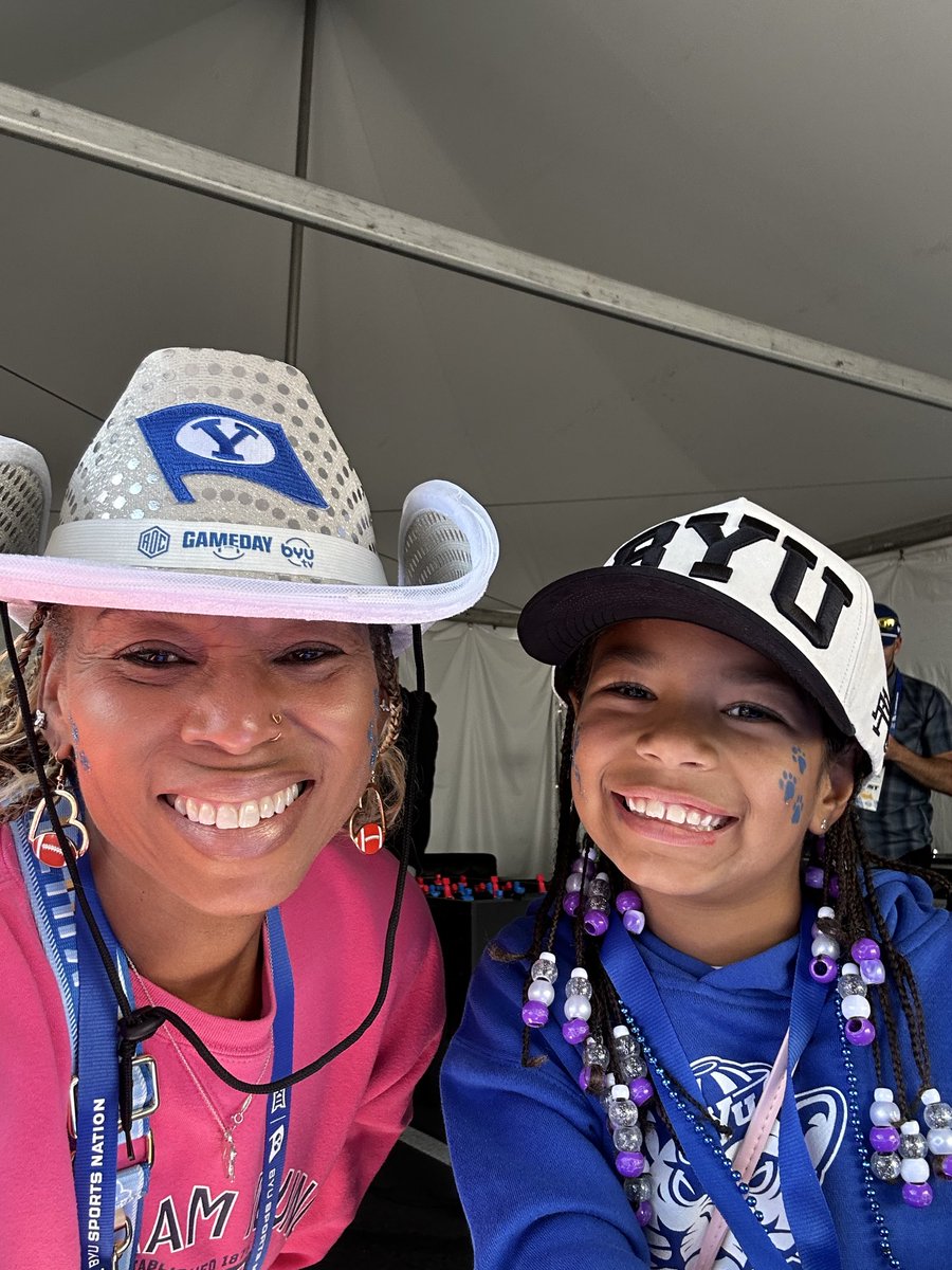 ByuMomma tweet media