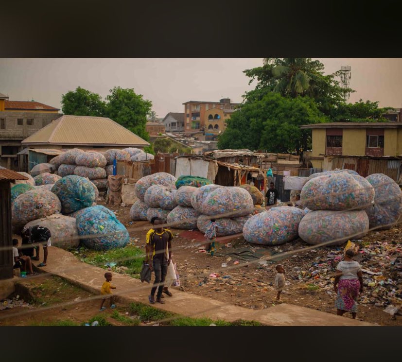 Chesstoschool's tweet image. A lot of children have to pick plastic bottles before they can afford to eat.

Some don’t “dream”; some just hope for something to eat at the end of the day.

Some had dreams but they were cut short because they didn’t have enough resources, support, and opportunities to pursue…