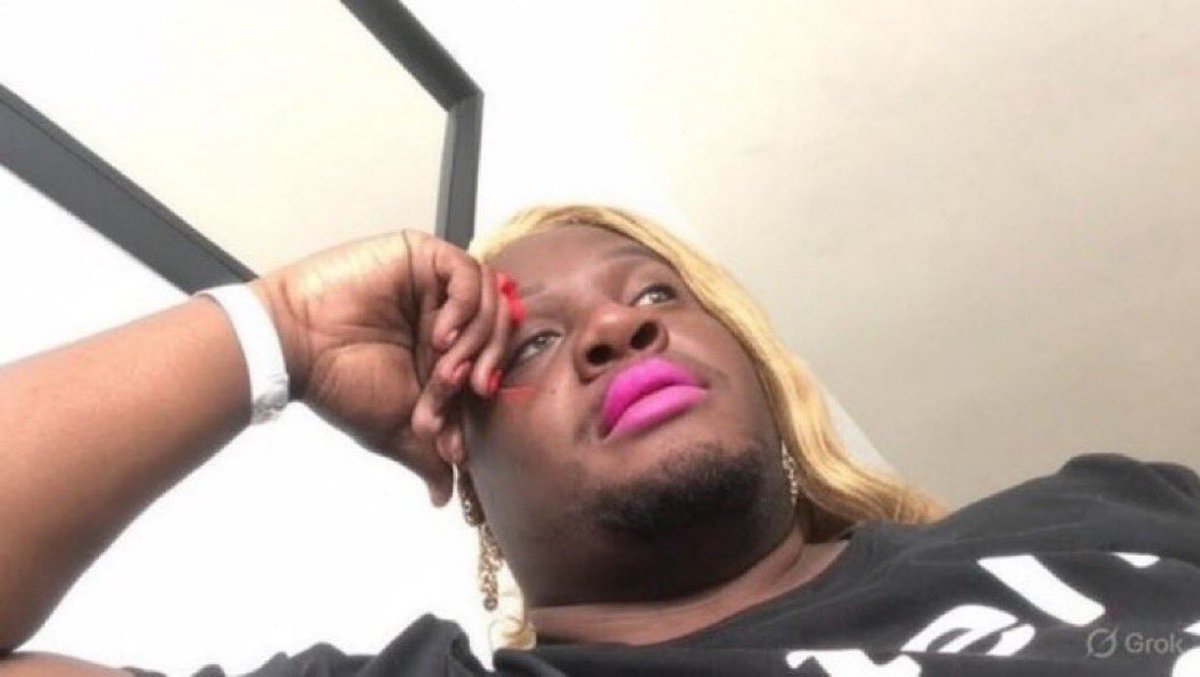 now I know how french bawbz felt #that night when this fat bitch cancelled her concert