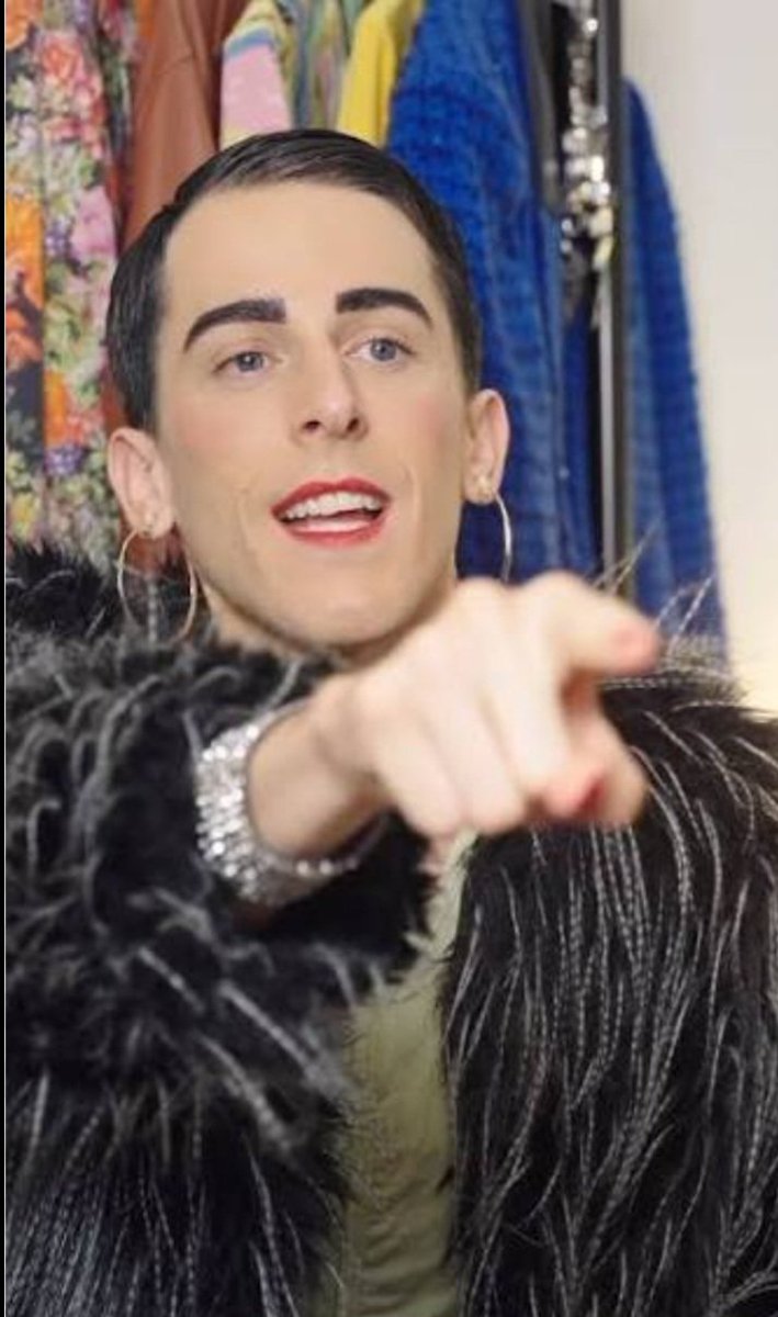 raphwtr's tweet image. On les a jamais vu dans la même pièce en vrai #StarAcademy2025 #StarAcademy