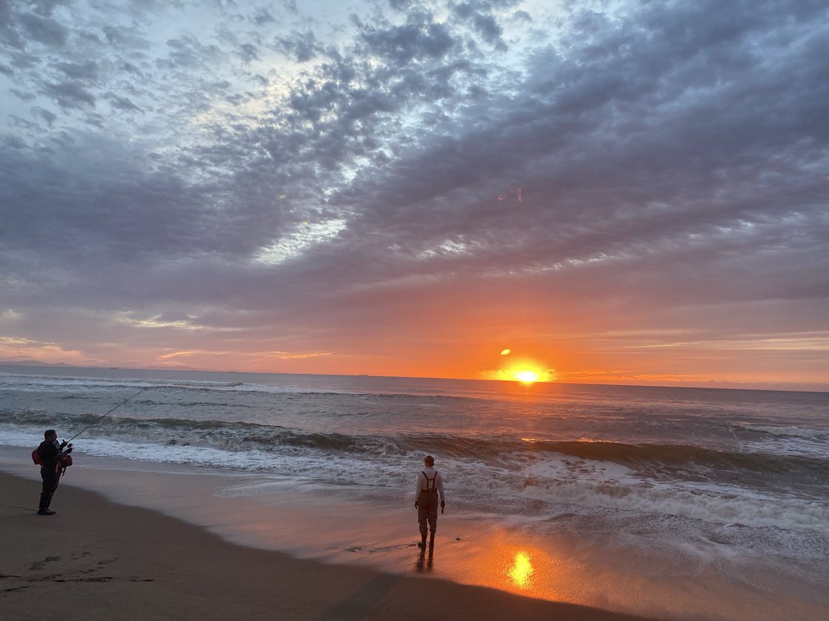 おはようございます。
仙台サーフ。