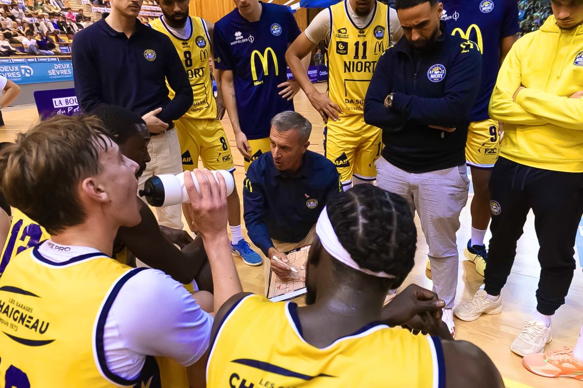 Niort s’incline sur son parquet de l'acclameur (63/84) face à Rezé