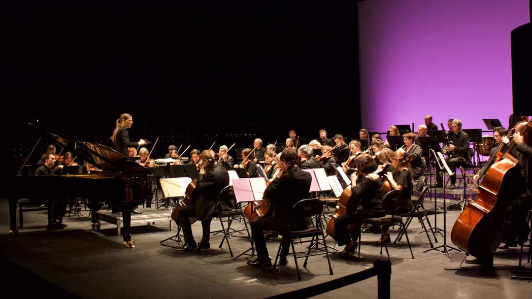 pianoscope's tweet photo. Une soirée électrisante au Théâtre du Beauvaisis !
Jonathan Fournel a enflammé le public avec le Concerto n°2 de Brahms, avant que Johanna Malangré et l’Orchestre de Picardie ne fassent culminer la fièvre avec la Symphonie n°3 de Schubert. 📷
#Pianoscope #beauvais #classique https://t.co/PSvikge2pV