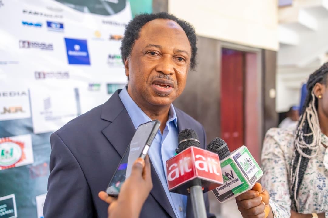 ShehuSani_Media's tweet photo. SEN. SHEHU SANI (CON): “BELIEVE IN NIGERIA’S POTENTIALS”
At the just concluded Creative & Entertainment Industry Summit and Awards (CEISA 2025), Distinguished Senator Shehu Sani (CON) made a powerful call for renewed faith in Nigeria’s creative strength.
#CEISA2025 #ShehuSani https://t.co/sYu0yRFLzl