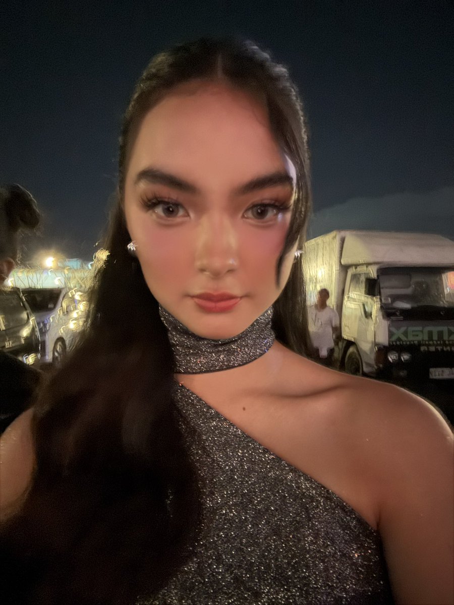 kakaimontinolaa's tweet photo. i already miss you, cebu!! thank you sa mga nanan-aw ug naki-enjoy sa amo :) 😽 https://t.co/sBvWsdLqu1