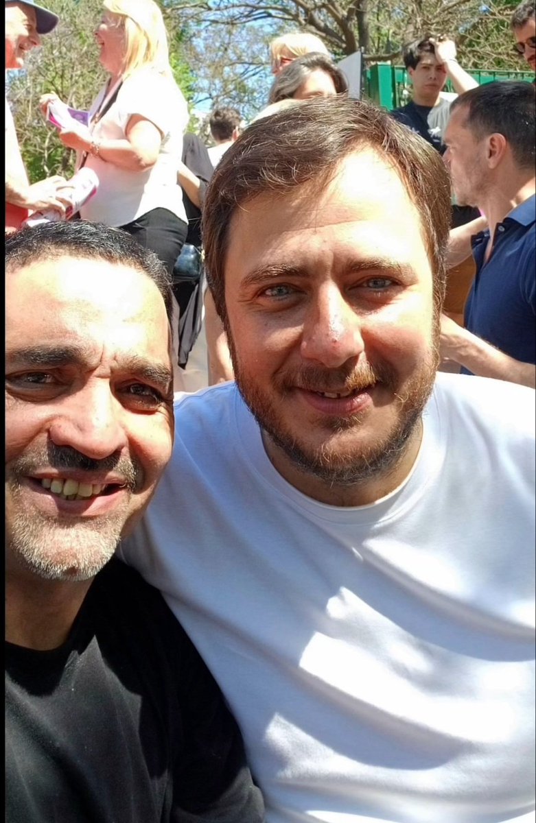 MpfSeguros's tweet photo. HAGAMOS FUTURO. LISTA 505. Es con Hernán Reyes. Éste 26 de octubre,  cambiemos la historia. Nuestro País se merece gente capacidata que nos representen en las bancas de nuestro Congreso Nacional.. https://t.co/zV5RRCxe51